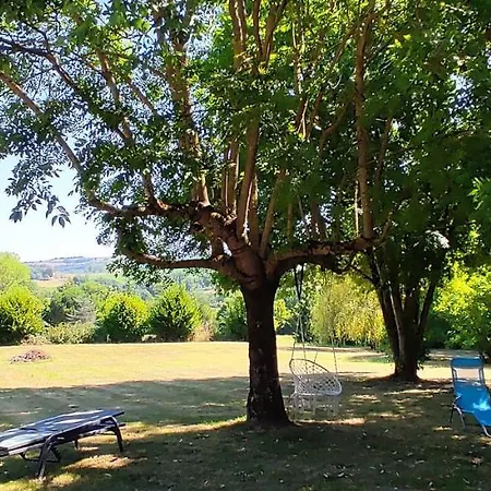 Bed & Breakfast Domaine Les Garrigues Puygaillard-de-Quercy