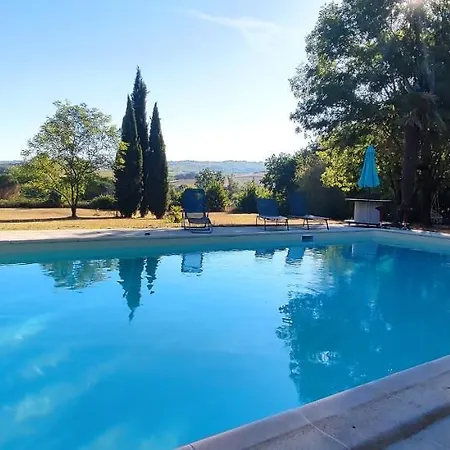 Domaine Les Garrigues Bed & Breakfast 3*