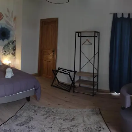 Domaine Les Garrigues Bed & Breakfast