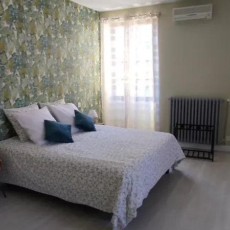 Domaine Les Garrigues Bed & Breakfast 3*