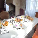 فندق مبيت وإفطار Domaine Les Garrigues Puygaillard-de-Quercy
