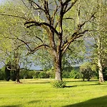 Domaine Les Garrigues فندق مبيت وإفطار
