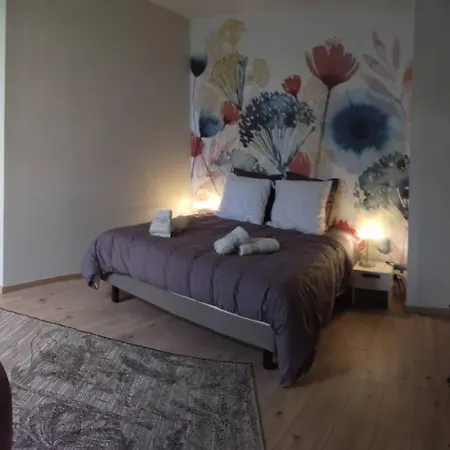 Domaine Les Garrigues Bed and Breakfast 3*