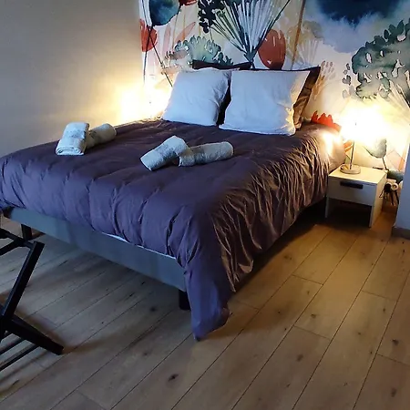 Domaine Les Garrigues 住宿加早餐酒店 3*